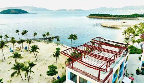 Five-Bedroom Premium Apartment