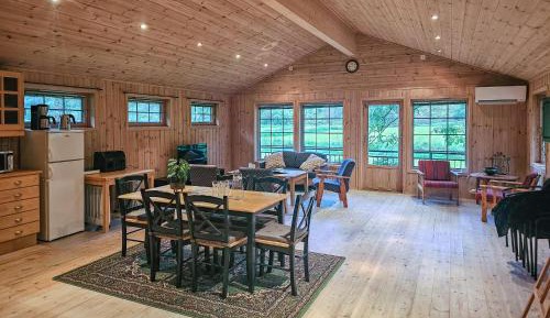 Two-Bedroom Holiday Home