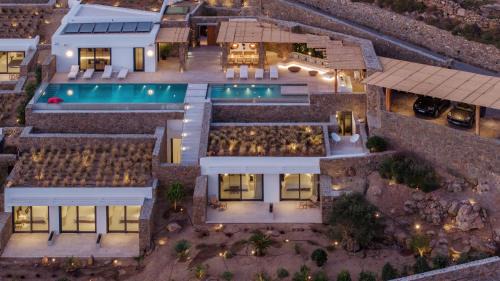 Horizon Analemma 6-Bedroom Villa with Private Pool