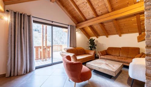 Three-Bedroom Superior Apartment