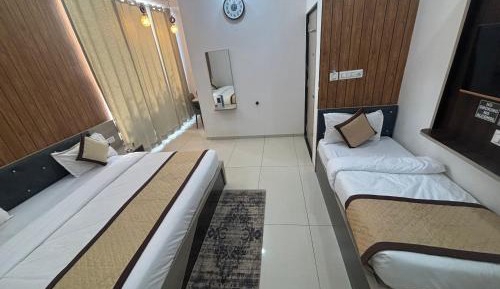 Luxury Triple Room