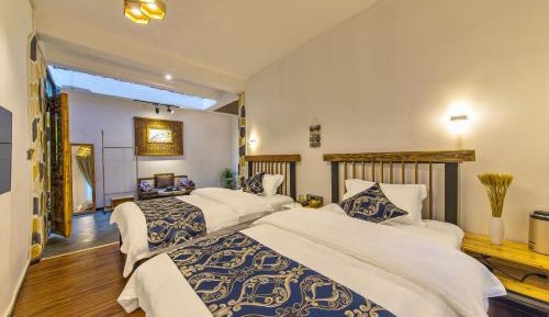 Twin Room with Private Bathroom