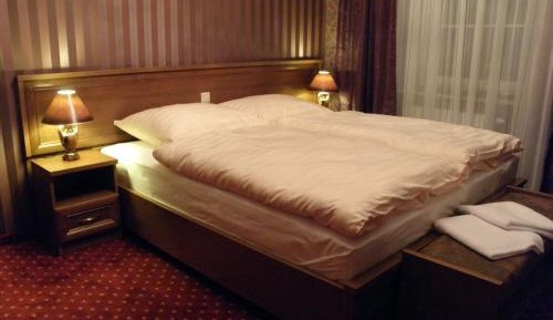 Deluxe Double Room with Castle View