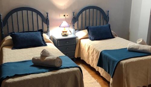 Triple Room with Private Bathroom