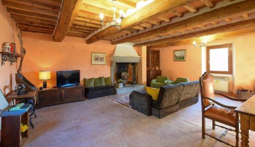 Four-Bedroom Holiday Home