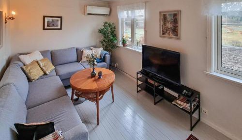 Three-Bedroom Holiday Home 