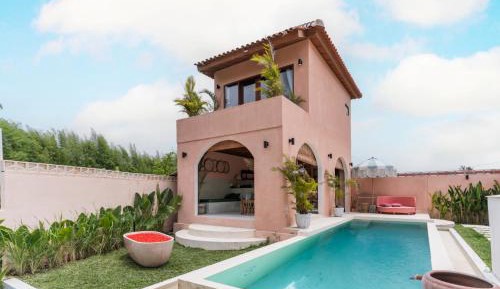 Villa with Private Pool