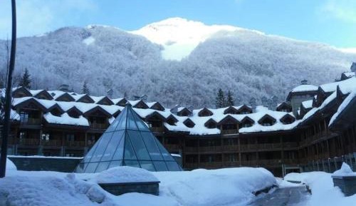 One-Bedroom Apartment with Terrace