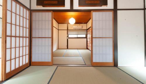 Japanese-Style Room