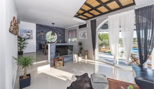 Four-Bedroom Holiday Home