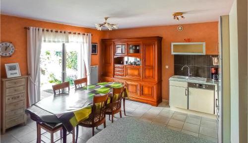 Four-Bedroom Holiday Home