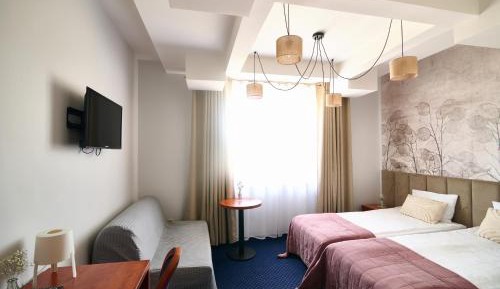 Deluxe Double Room with Shower