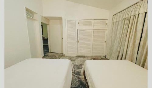 Twin Room with Private Bathroom