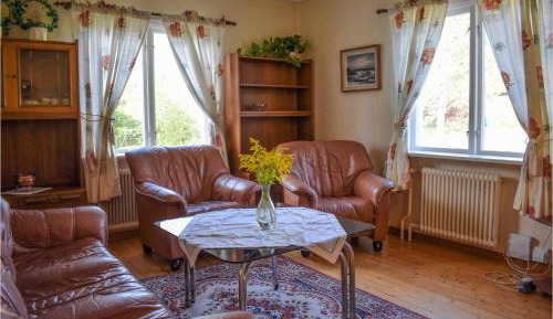 Two-Bedroom Holiday Home