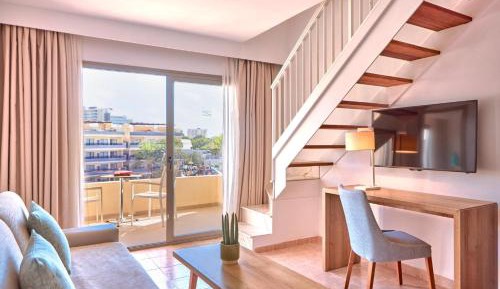 One-Bedroom Penthouse Suite