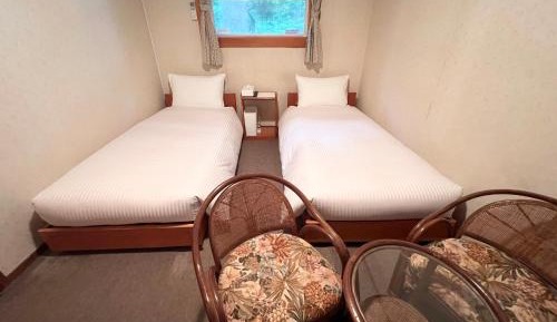 Twin Room with Private Bathroom
