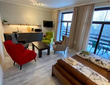 Two-Bedroom Apartment with Mountain View