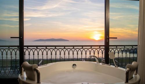 Deluxe Double Room with Sea View