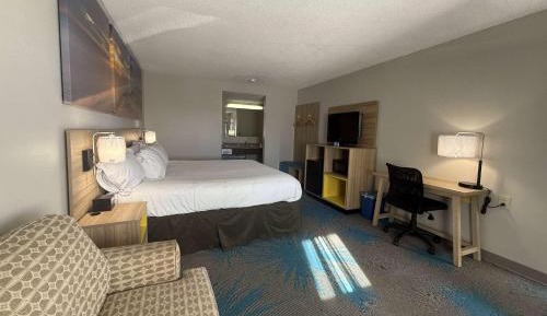 King Room - Mobility Access/Non-Smoking