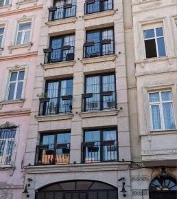 Apartment with Terrace