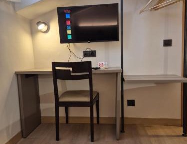 Budget Single Room