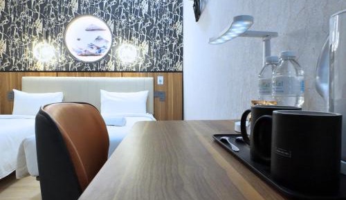 Deluxe Double or Twin Room