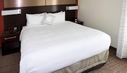 1 Bedroom Suite, 1 King, Sofa bed