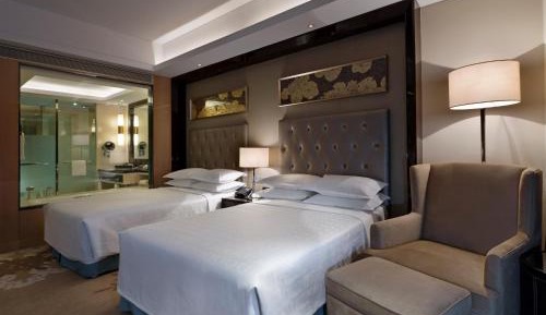 Grand Deluxe, Guest room, 2 Double