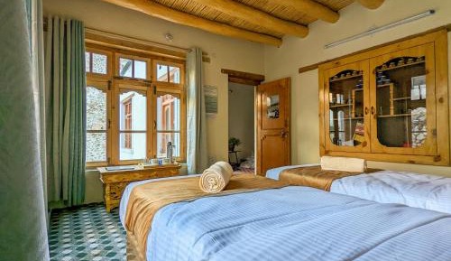 Double Room with Mountain View