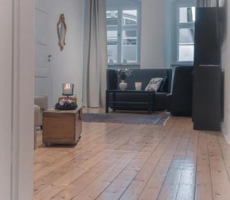 Superior One-Bedroom Apartment