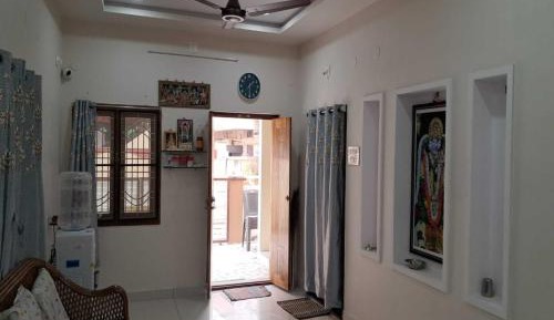 10-Bed Mixed Dormitory Room