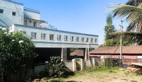 Four-Bedroom Holiday Home