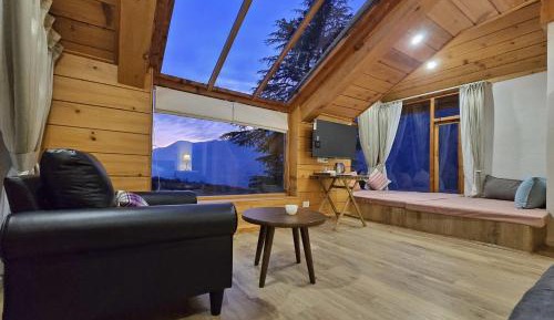 Studio with Mountain View