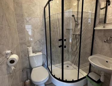 Triple Room with Private Bathroom