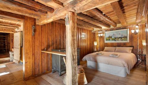 Two-Bedroom Superior Apartment