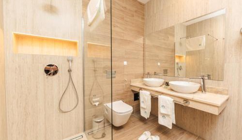 Modernized Junior Suite with Terrace (renovated)