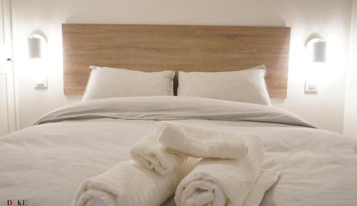 Quadruple Room with Private Bathroom