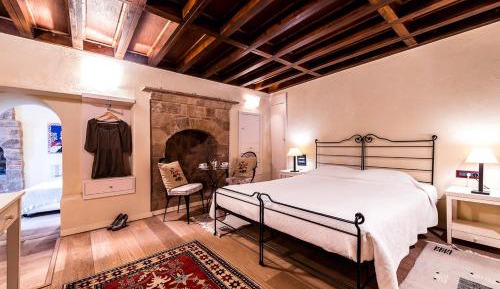 Mythos Junior Suite with Spa Tub