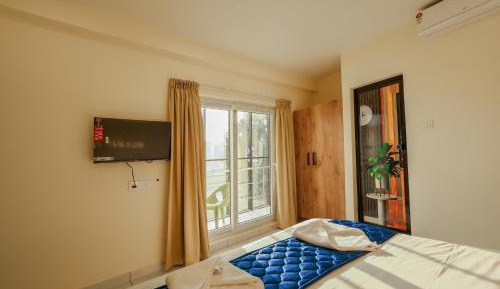 Triple Room with Balcony