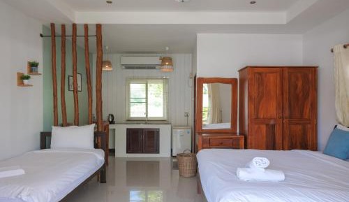 Triple Room with Balcony