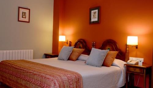 Triple Room (2 Adults + 1 Child)