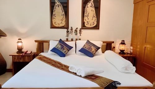 Deluxe Double Room with Bath