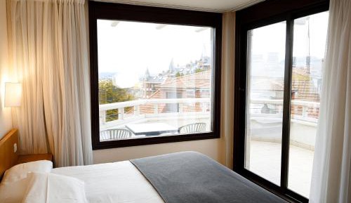 Double or Twin Room with Terrace