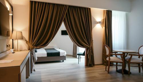 Deluxe Junior Suite