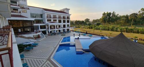 Double Room with Pool View
