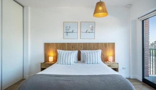 Apartment with City View