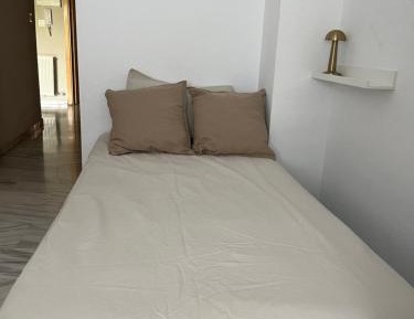 Single Room with Mountain View