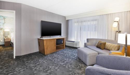 King Suite with Sofa Bed