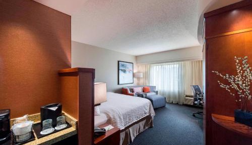 King Room - Hearing Accessible