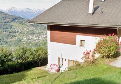One-Bedroom Apartment with Terrace